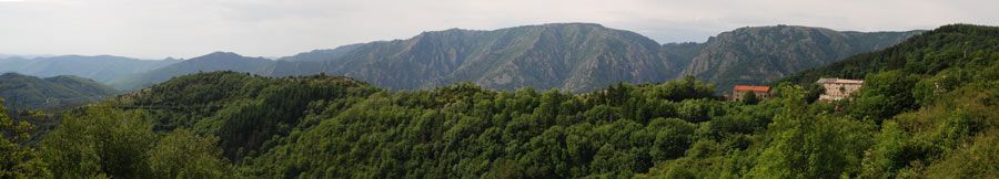 Isolement des monts de Lacaune : un relief montagnard 